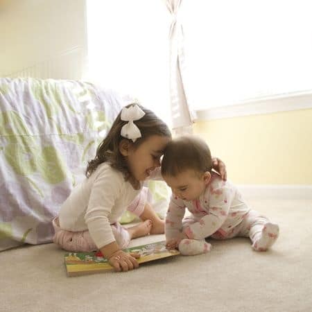 how-reading-can-boost-your-babys-brain